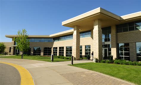 Blackhawk tech janesville - Blackhawk Technical College ranks within the top 20% of community college in Wisconsin. Serving 2,232 students (25.49% of students are full-time). this community college is located in Janesville, WI. 